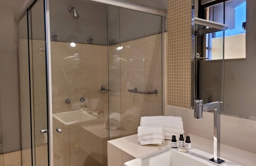 Rondonopolis Hotel | Relaxing Pobore Pousada Spa with Pool & Restaurant