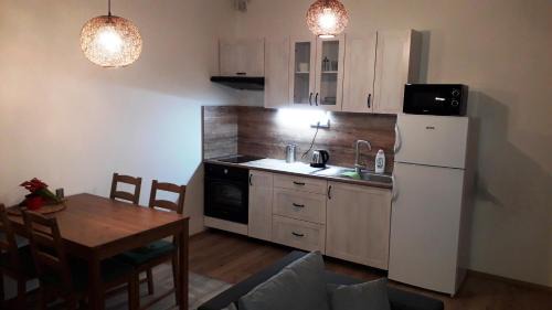 Horni Marsov Apartment | Explore Krkonoš Mountains Near Pec pod Sněžkou