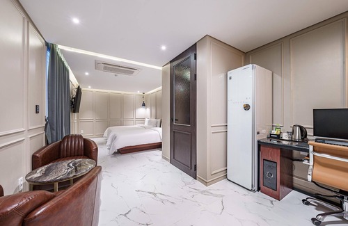 Pocheon Hotel | Eco-Friendly Stay at Pocheo Alma with Breakfast & Hot Tub