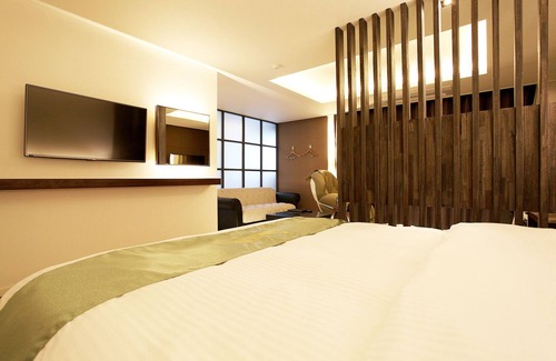 Pocheon Hotel | Eco-Friendly Pocheon Hotel Commune with Hot Tub & Breakfast