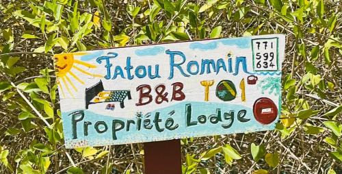 Kafountine Bed & Breakfast | Relax at Poco Loco B&B: Oceanfront & Pet-Friendly Stay