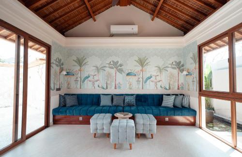 Bukit Hotel | Elegant Poco Poco Villas by Aayan with Oceanfront Amenities