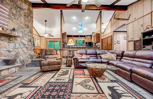 Gouldsboro House | Relaxing Pocono House with Hot Tub, Kayak & Pet Friendly