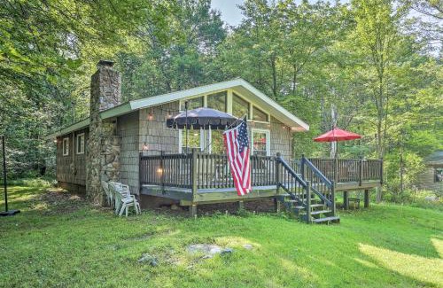 Pocono Lake House | Pocono Lake House - Steps from Beautiful Arrowhead Lake!
