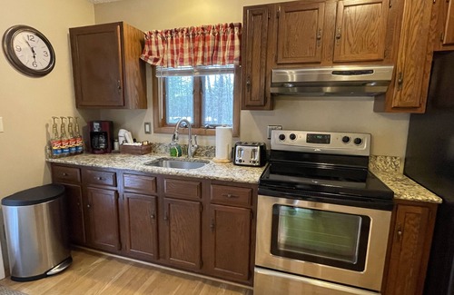 Dingmans Ferry House | Experience Unmatched Comfort at Pocono Pines Chalet