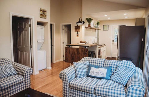 Briar Crest Woods House | Escape to Pocono's Serene Getaway in the Woods