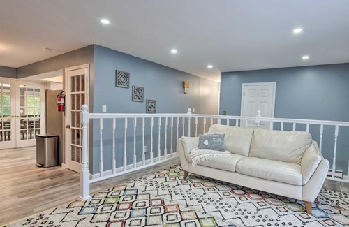 Albrightsville House | Guest Rated 10/10: Poconos Home with Hot Tub & Game Room