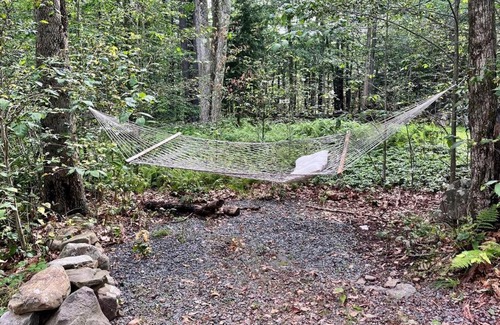 Pocono Pines House | Family-Friendly Poconos Hot Tub Retreat for Memorable Getaways