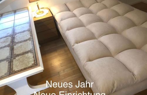 Kuppenheim Apartment | Inviting Pod-Inn 坡顶公寓 - Family-Friendly Retreat
