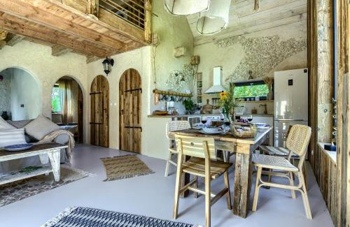 Piecki Villa | Experience Rustic Elegance at Pod Mazurskim Nieba