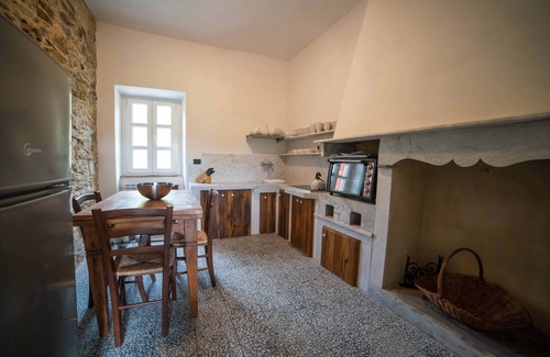 Masero Apartment | Experience Podere di Emore: Poolside Retreat with Wi-Fi