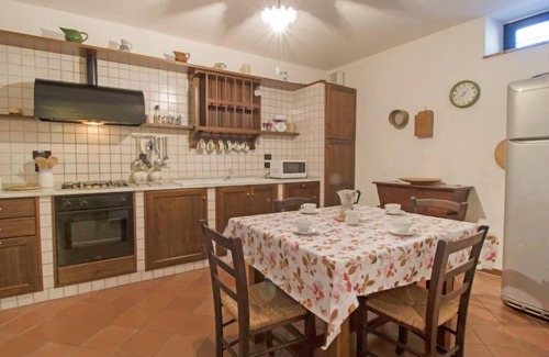 Proceno House | Pet-Friendly Retreat with Pool at Podere Agnese