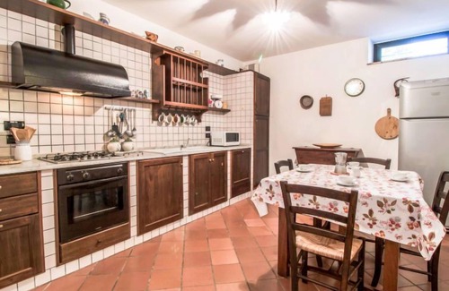 Proceno House | Pet-Friendly Retreat with Pool at Podere Agnese