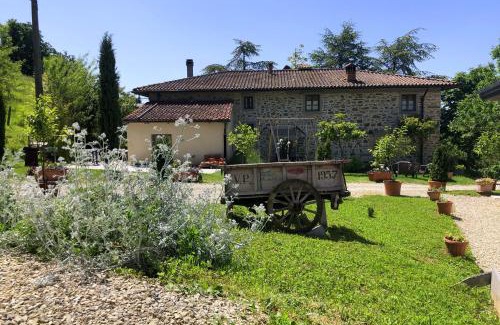 Borgo San Lorenzo Bed & Breakfast | Relax at Podere Badia Valdrago Agriturismo with Ocean Views