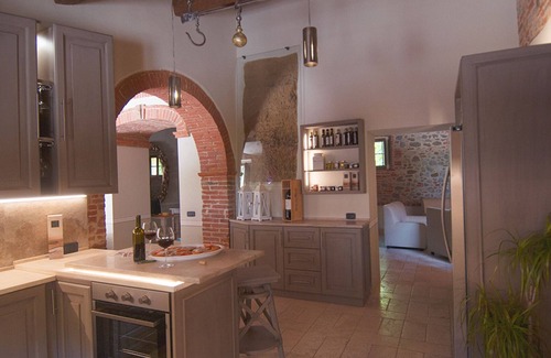 Asciano Villa | Exceptional Podere Bellaria with Spa and Pool Amenities