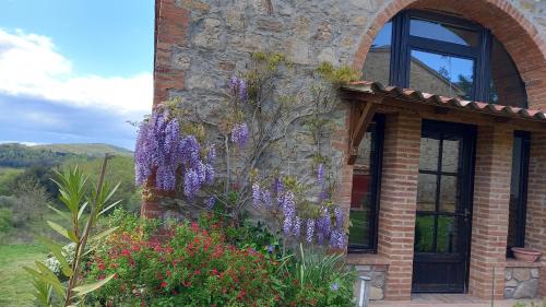 Rapolano Terme House | Relaxing Podere Casalbosco with Hot Tub & Ocean Views