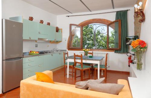 San Donato in Fronzano House | Idyllic Podere I Sorbi: Oceanfront Bliss & Top-Rated Stay