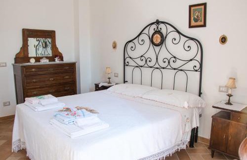 Mugnanesi Apartment | Pet-Friendly Retreat at Podere Mainò for Family Fun