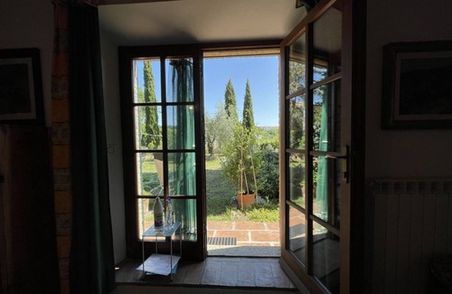 Guardistallo Apartment | Podere Morena: Spectacular Sea View and Family-Friendly Amenities