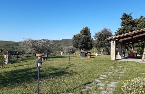 Montecatini Val di Cecina Bed & Breakfast | Enchanting Podere Oliveta: Oceanfront Poolside Retreat