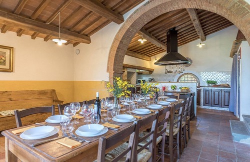 Montefollonico Villa | Pet-Friendly Retreat at Podere Pratovecchio with Private Pool