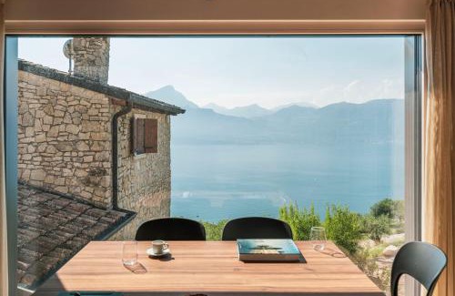 San Zeno di Montagna Villa | Experience Podere Sabaina Apartments: Pool & Ocean View