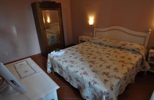 Figline e Incisa Valdarno House | Discover Podere San Giusto: 4-Star Oceanfront Retreat