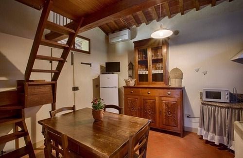 Fauglia Other | Relax at Podere Sant'Antonio - Apartment "Rosa Pompelmo"