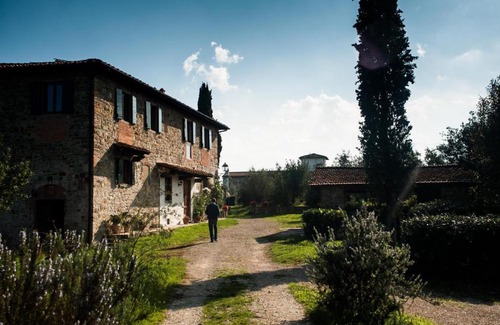 Impruneta House | Pet-Friendly Retreat at Podere Scaluccia - Rated 10/10