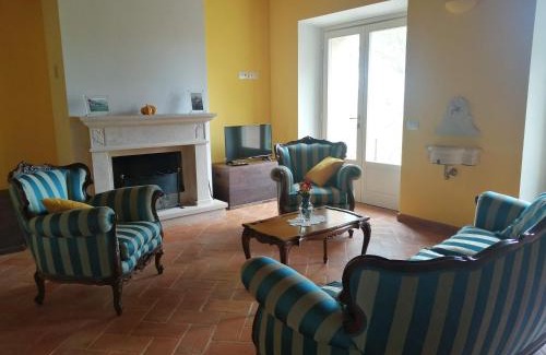 Castel del Piano House | Cozy Podere Stabbiatelli: Rated 9.4, Pool & Pet Friendly