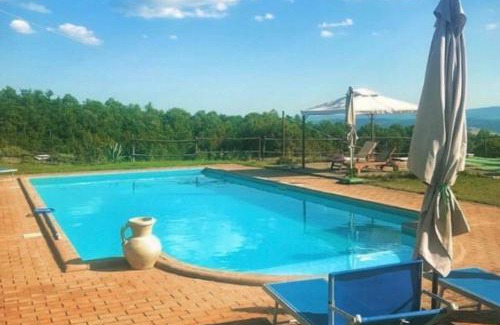 Citta della Pieve Apartment | Tranquil Podere Umbro: 4-Star Oceanfront Retreat