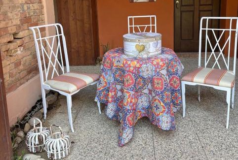 Loreto Aprutino Bed & Breakfast | Pet-Friendly Getaway at Podere VignaLago - Rated 9.3/10!