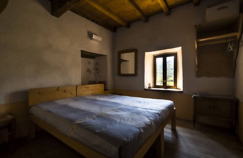 Polinago Bed & Breakfast | Art & Culture Awaits at Podesteria Hostel in Gombola