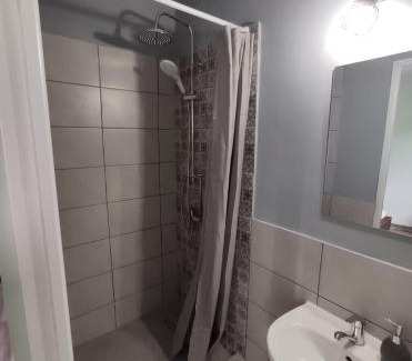 Oradea House | Podgoria Guesthouse: Pet-Friendly Retreat with Top Ratings