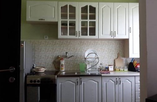 Podgorica House | Inviting Podgorica Guest House with Breakfast & Kitchen Access