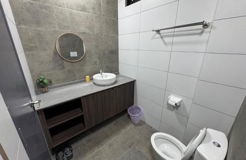 Taman Charming Apartment | Discover The Podium Kuching: Family-Friendly Retreat