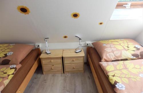 Stare Splavy Apartment | Cozy Podkrovní Apartmán v Zátiší - Perfect for Families!