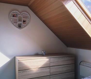 Bobrova Apartment | Family-Friendly Podkrovní byt Bobrová - Guest Rated 9.8