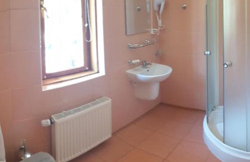 Plavya Hotel | Discover Podolyanka: Oceanfront Retreat with Pool Access