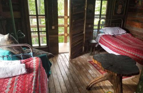 Mtskheta House | Poet's Hut in The Mountains