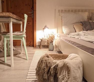 Region Hannover District Apartment | Experience Nature at Poggenhagen: Pet-Friendly Retreat