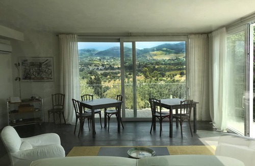 Chiaramonte Gulfi House | Relax at Poggio del Gallo: Pool, Restaurant & Breakfast