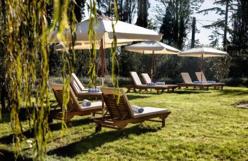 Lake Bracciano Hotel | Exclusive Poggio delle Molare Adults-Only Retreat Awaits