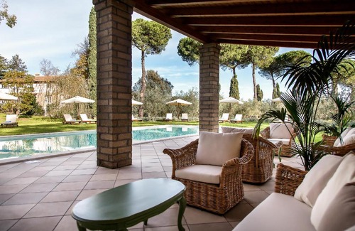 Lake Bracciano Hotel | Exclusive Poggio delle Molare Adults-Only Retreat Awaits
