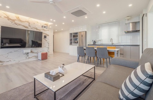 Pohang House | Top-Rated Pohang Etoile Poolvilla with Private Pool Access
