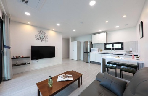 Pohang House | Discover Pohang Plan 128 Pool Villa with Eco-Friendly Amenities
