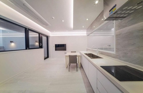 Pohang House | Exceptional Stay at Pohang Polemeleupulbilla - Child Friendly