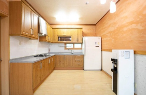 Pohang House | Eco-Friendly Stay at Pohang Songnahaesong Pension