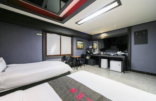 Pohang Hotel | Eco-Friendly Comfort at Pohang Youngil Univ Hotel Queens