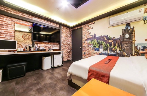 Pohang Hotel | Eco-Friendly Comfort at Pohang Youngil Univ Hotel Queens